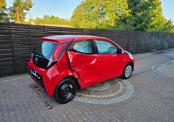 Toyota Aygo cena 25900 przebieg: 22930, rok produkcji 2021 z Tłuszcz małe 37